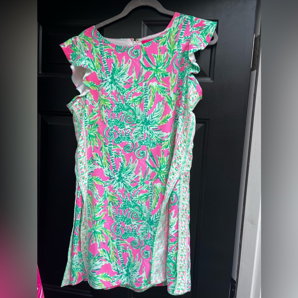 $85 size 12 EUC. smoke free dog friendly home. Lily Pulitzer